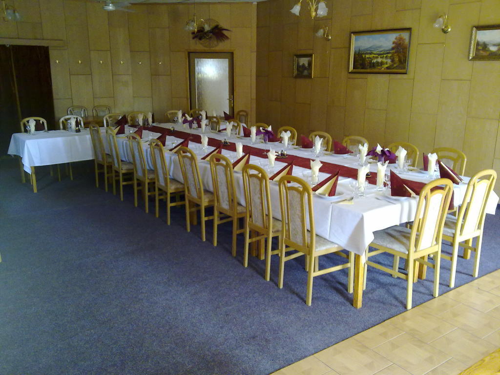 Studanka Hotel Orlova Exterior photo