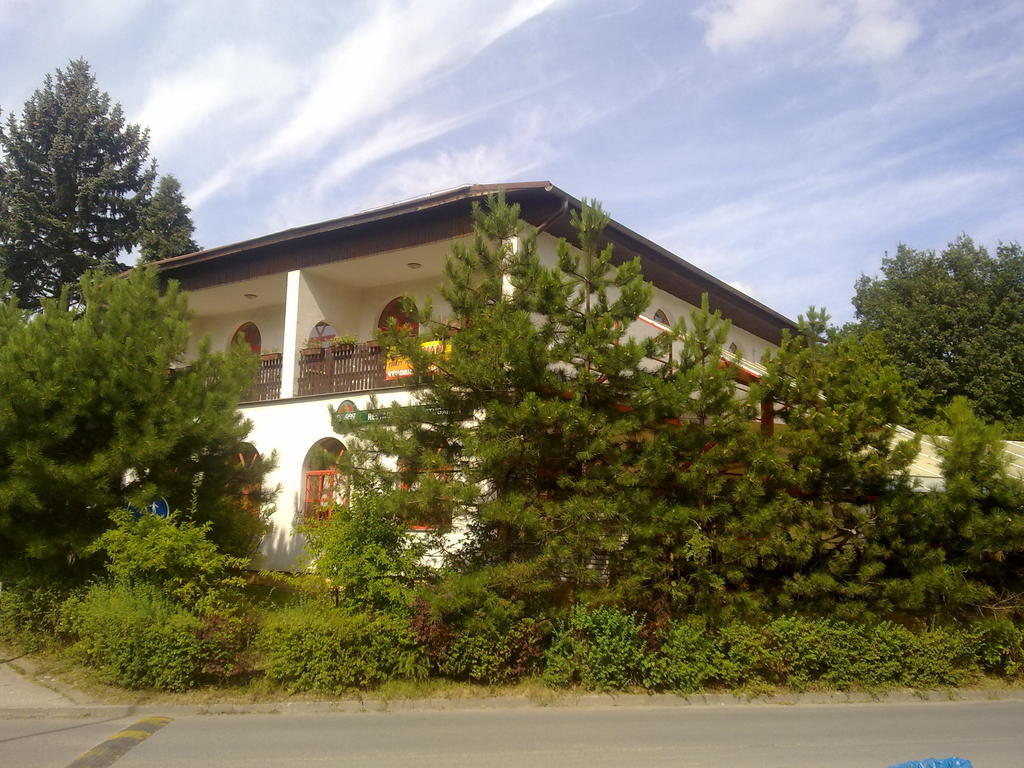 Studanka Hotel Orlova Exterior photo